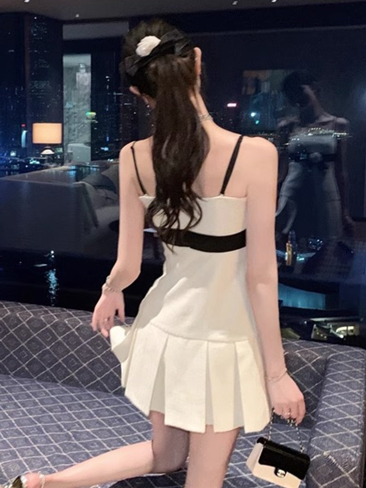 White & Black Floral Bow Dress - Jennie BlackPink - back
