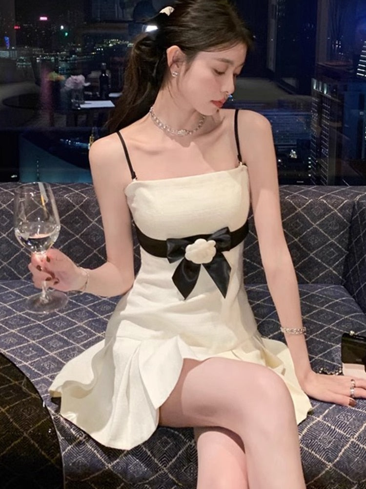 White & Black Floral Bow Dress - Jennie BlackPink - idol style
