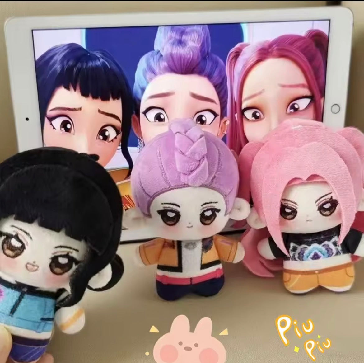 KPop Demon Hunters Box – Rumi, Zoey, Mira & Saja Boys Collectible