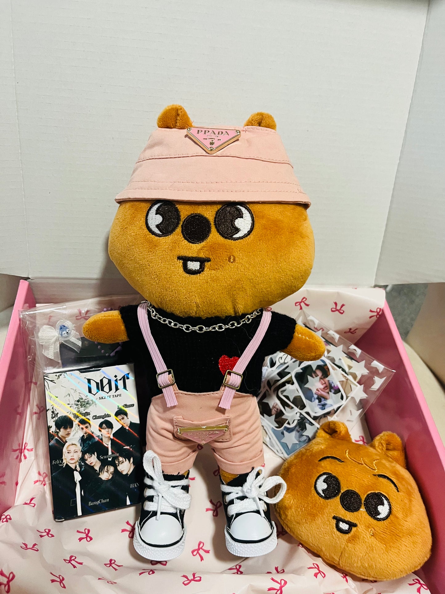 K-Pop SKZOO Box – Fan-Made Stray Kids Inspired Custom Outfit & Collectible Gift