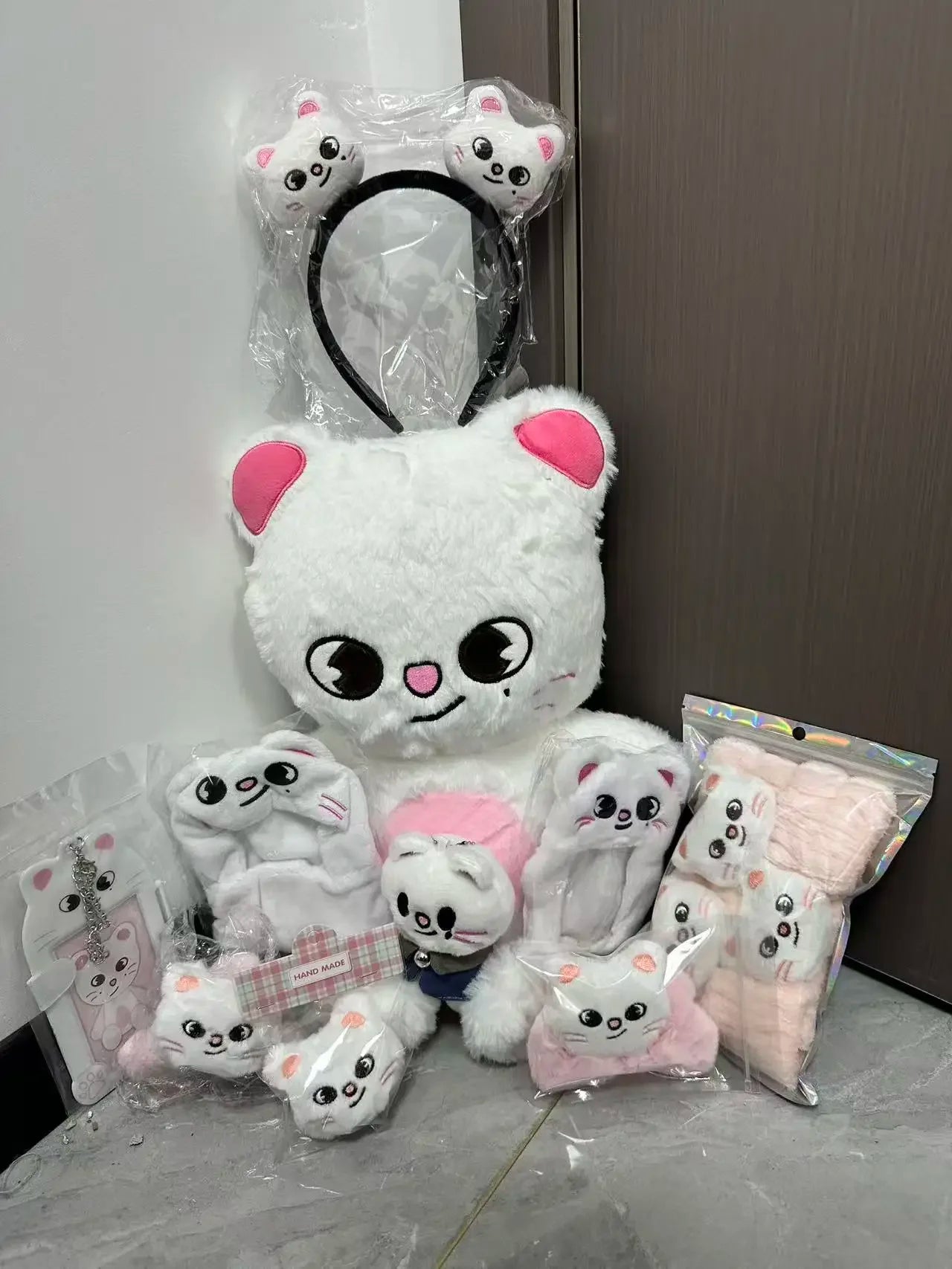 Stray Kids SKZOO Mega BIAS Set – Kpop Fan Collection