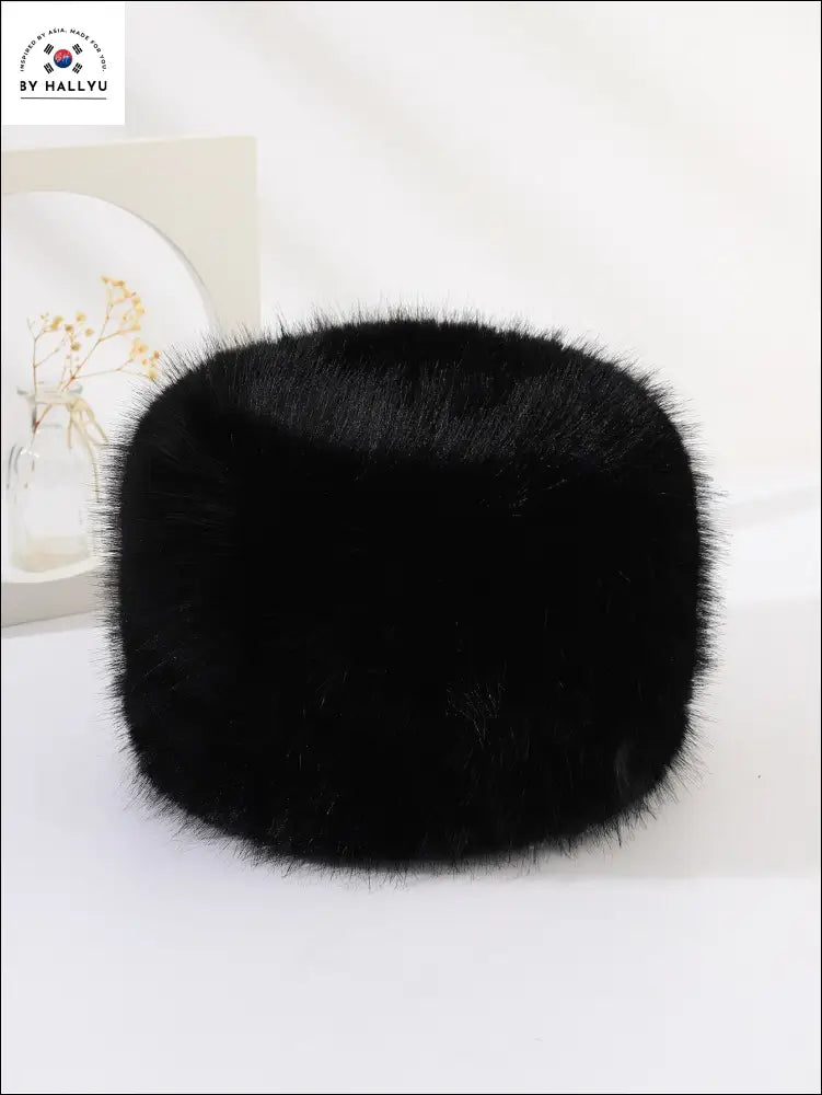 Black Fluffy Hat